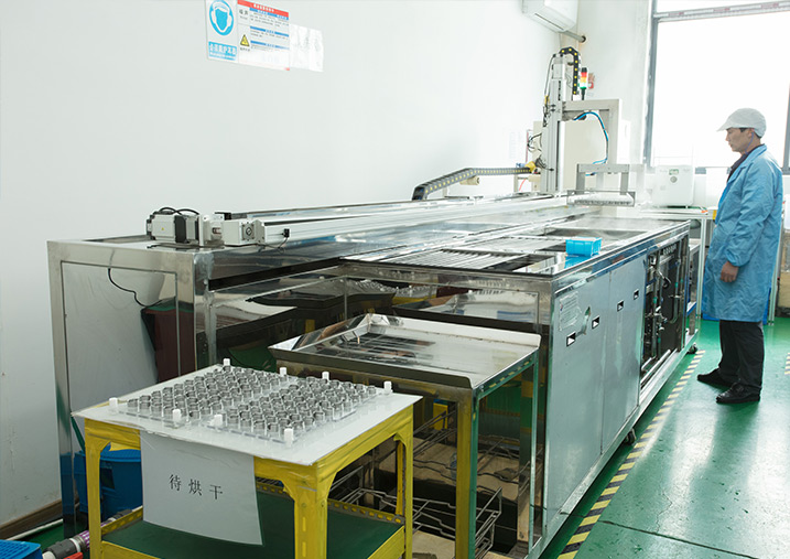 Automatic cleaning line